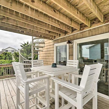 Bright Emerald Isle Home - Walk To The Beach! Zewnętrze zdjęcie